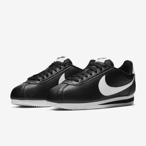 Cortez nikes